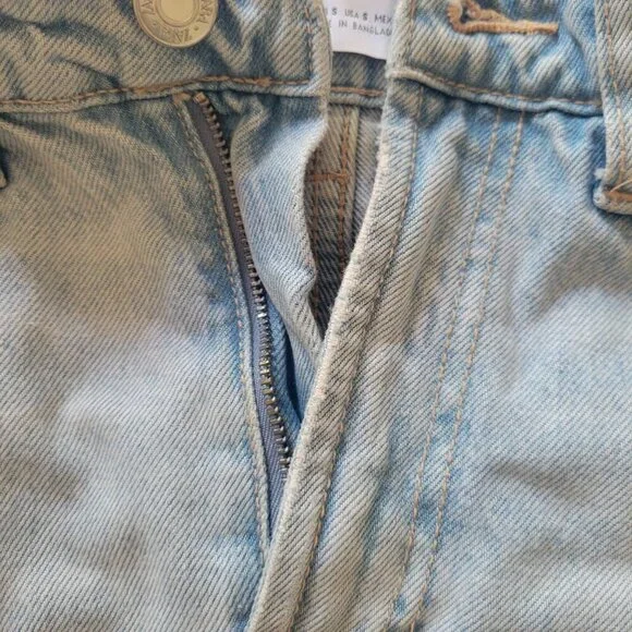 Zara Light Wash Denim Mini Skirt - Picture 6 of 7